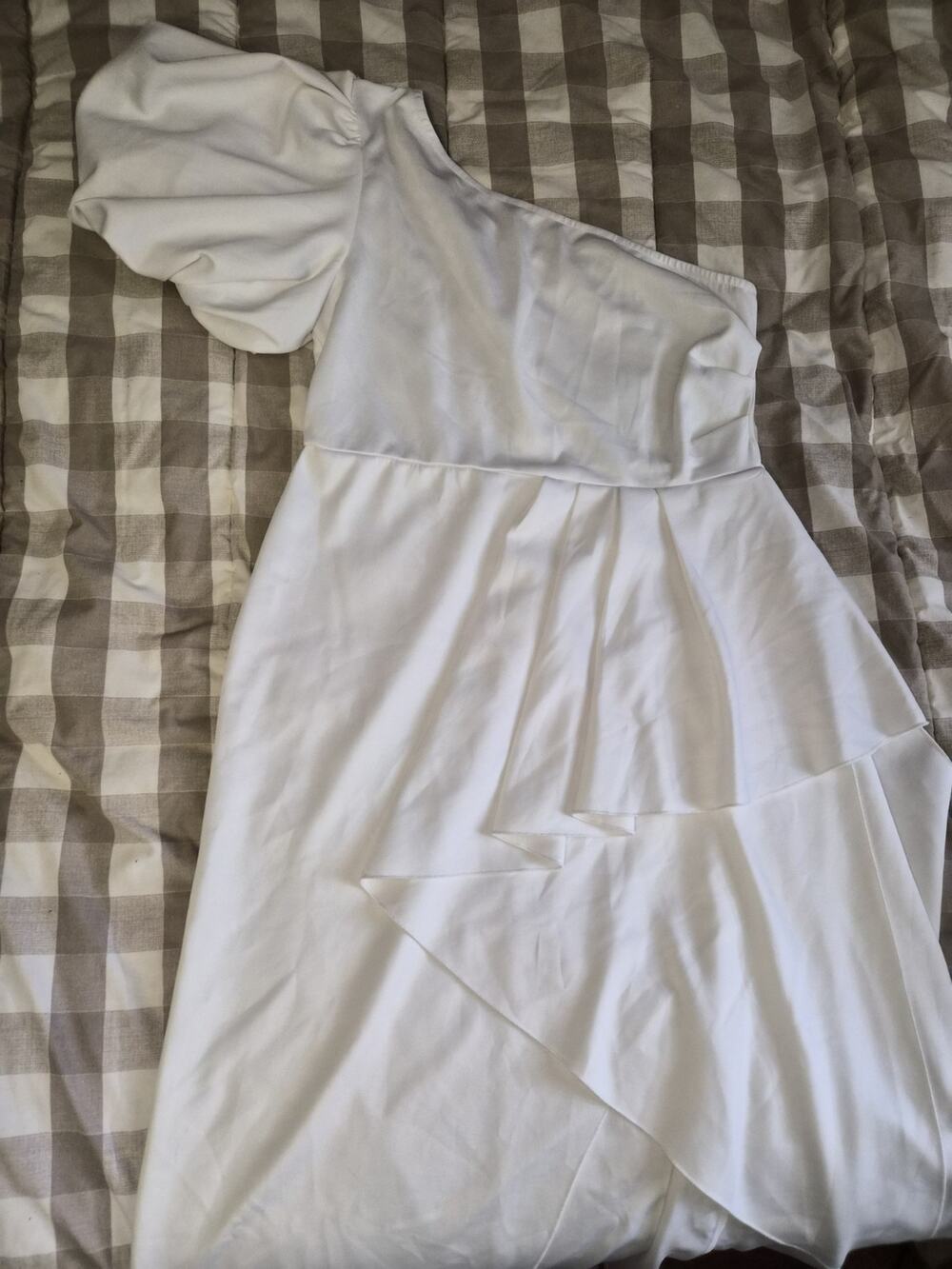 Size XL White One Shoulder Puff Sleeve Asymmetrical Ruffled Dress With Slit Leg